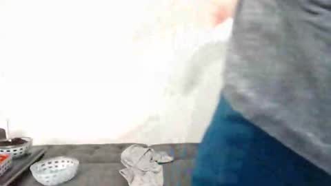 Cam online show from October 6, 8:12 am