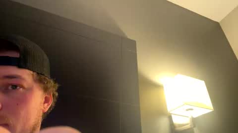 canadianboy962 online show from March 19, 6:39 am