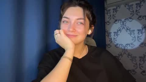 Snapshot of cancychill chatting on November 25, 4:18 pm Kate online show from November 25, 4:18 pm