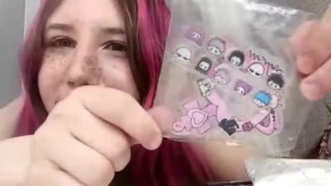 Snapshot of candancespeller chatting on June 15, 8:16 am Mari online show from June 15, 8:16 am
