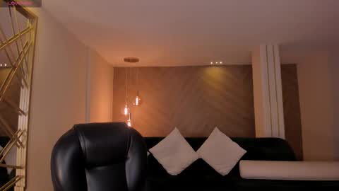  Candanse R  online show from March 4, 3:01 am