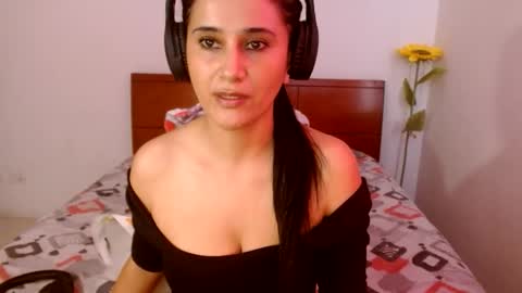 Carolina online show from May 4, 6:37 pm