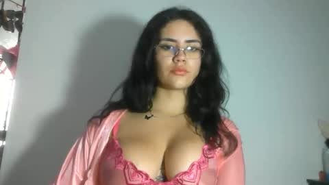 candisara online show from June 10, 6:07 pm