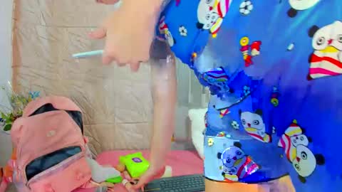 Snapshot of candise_oconnor chatting on November 13, 8:41 pm candise online show from November 13, 8:41 pm