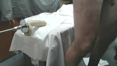 Snapshot of candy1960 chatting on December 15, 9:02 am candy1960 online show from December 15, 9:02 am