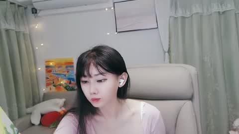 candy8998 online show from July 17, 11:42 pm