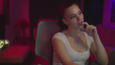 Candy Storm online show from December 2, 11:00 pm