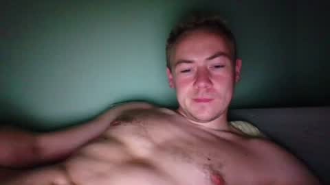 candy_boy_xoxo online show from June 21, 5:37 pm