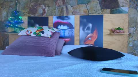 Jolie online show from November 22, 6:51 pm