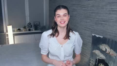 Snapshot of candy_flo chatting on January 28, 7:32 pm Flora online show from January 28, 7:32 pm