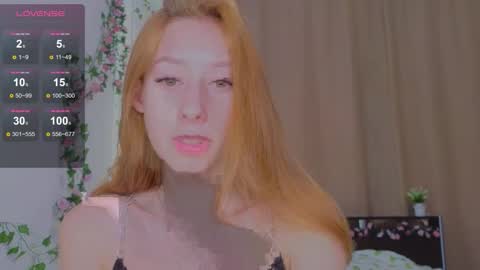 candy_flosse online show from September 27, 8:41 am
