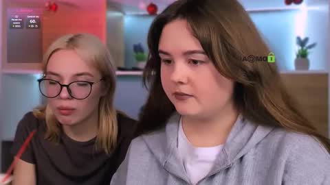 Snapshot of candy_flossie1 chatting on January 8, 6:59 am candy flossie1 online show from January 8, 6:59 am