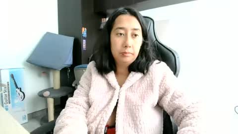Snapshot of candy_love125 chatting on June 15, 7:38 pm Persefone online show from June 15, 7:38 pm