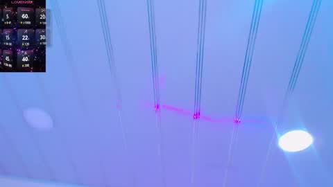 Snapshot of candy_lux_ chatting on March 11, 10:38 pm Candy online show from March 11, 10:38 pm