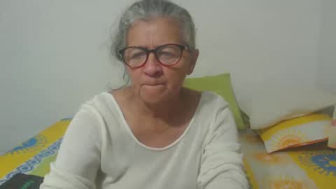 Snapshot of candy_mature_ chatting on March 9, 10:41 am candy online show from March 9, 10:41 am