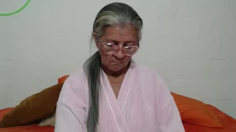 candy online show from December 23, 1:58 am