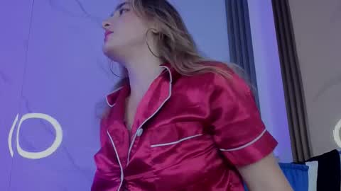 Candy plus online show from February 5, 7:18 pm