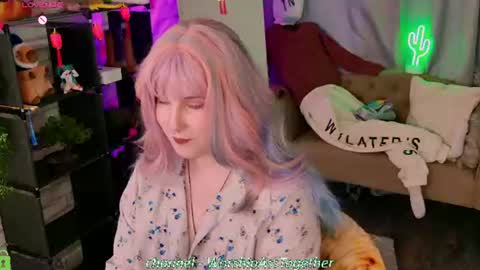 Snapshot of candy_yeahh chatting on June 22, 1:07 am Mary online show from June 22, 1:07 am