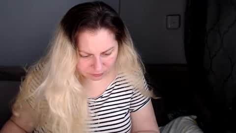 Laura online show from February 2, 7:29 am