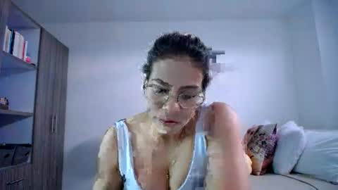 Candy Dowson online show from June 16, 8:22 pm