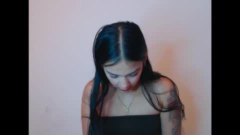 Snapshot of candyfire666 chatting on November 10, 5:28 am Sara online show from November 10, 5:28 am