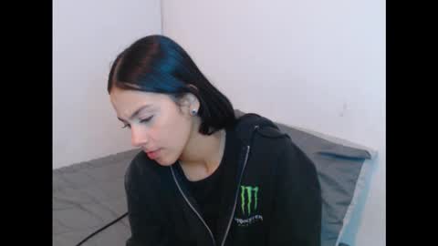 Snapshot of candyfire666 chatting on December 2, 5:02 am Sara online show from December 2, 5:02 am