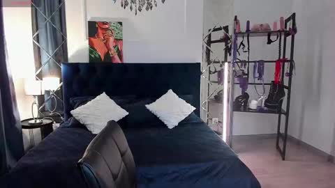 Snapshot of candykimmy chatting on October 15, 12:44 am Sofia online show from October 15, 12:44 am