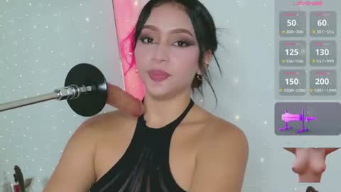 Scarlet  online show from June 25, 2:00 am