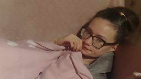 say meow and send tip  online show from December 3, 11:19 am