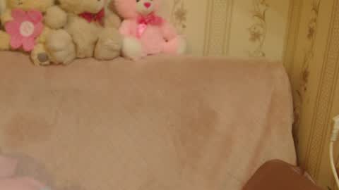 say meow and send tip  online show from April 28, 4:56 pm