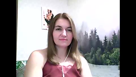 Snapshot of candyolime chatting on February 9, 12:39 am Daisy online show from February 9, 12:39 am