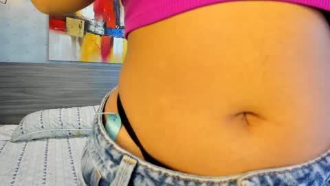 Snapshot of candys_victoria chatting on December 27, 3:31 am Candys Victoria online show from December 27, 3:31 am