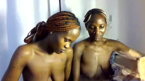 Snapshot of candysleek_petite chatting on July 1, 7:43 am Candy online show from July 1, 7:43 am