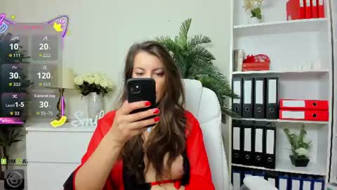 Snapshot of candywesst chatting on July 25, 4:43 am Candy My pleasure its in your hands online show from July 25, 4:43 am