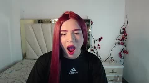 candyy_doll_ online show from July 2, 6:52 am