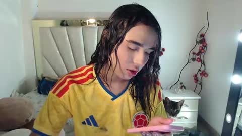 candyy_doll_ online show from July 4, 7:03 am