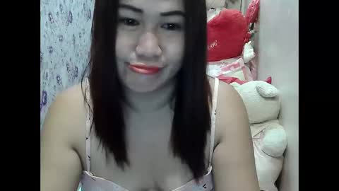 candyyonah03 online show from April 3, 9:13 pm