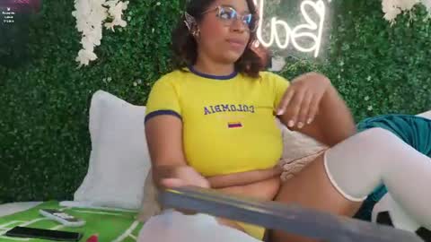 canela_montiel online show from July 9, 12:31 pm