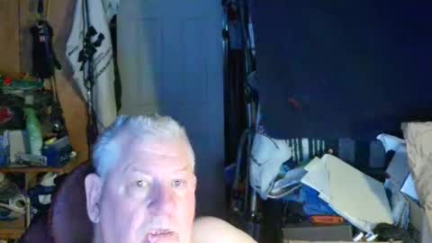 canoelicker69 online show from September 28, 10:42 am