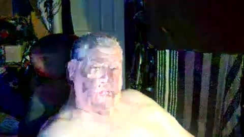 canoelicker69 online show from October 19, 10:38 am