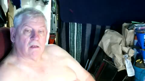 canoelicker69 online show from July 22, 7:05 pm