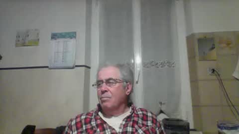 Snapshot of cantera577 chatting on February 3, 1:26 am cantera577 online show from February 3, 1:26 am