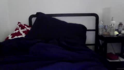 canwejusttalk21 online show from April 23, 12:12 am