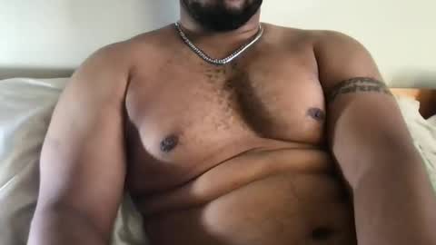 Snapshot of canyouhandleit_bbc chatting on November 14, 12:26 pm canyouhandleit_bbc online show from November 14, 12:26 pm