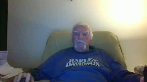 capecod21 online show from December 26, 1:29 am