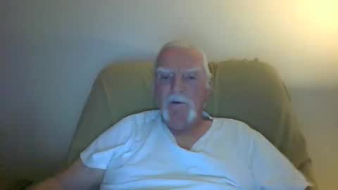 capecod21 online show from February 4, 9:52 pm