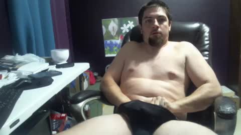 Snapshot of caper1993 chatting on February 9, 6:33 am Caper1993 online show from February 9, 6:33 am