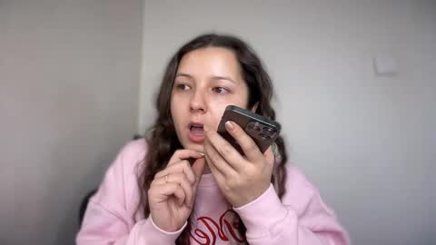 Emma online show from February 18, 8:10 am