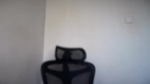 Emma online show from March 6, 7:05 am