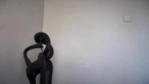 Emma online show from March 9, 6:39 am